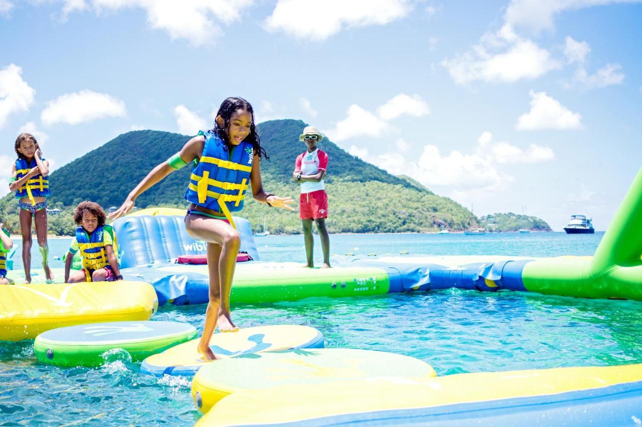 Bay Gardens Hotel Gros Islet Exterior photo