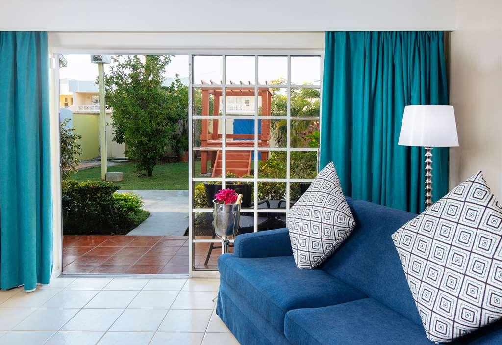 Bay Gardens Hotel Gros Islet Room photo